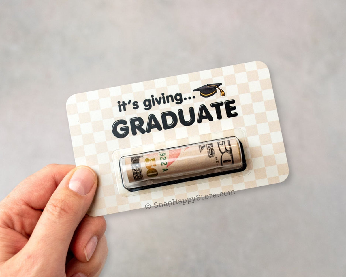 It's Giving... Graduate
